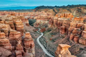 Charyn Canyon Valley of Castles day trip from Almaty with rock formations, Charyn River and Kazakh steppe in Charyn National Park