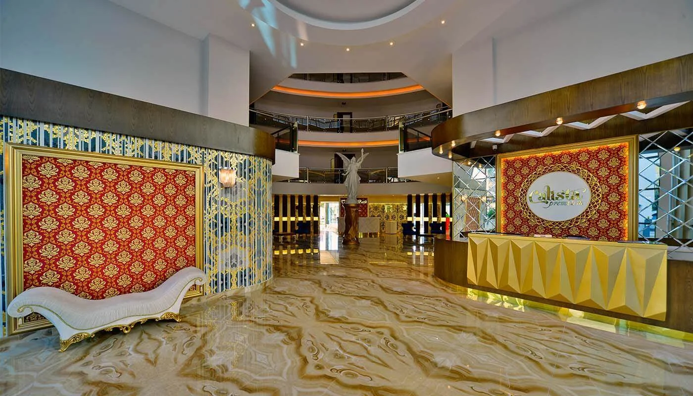 Calistar Residence — холл